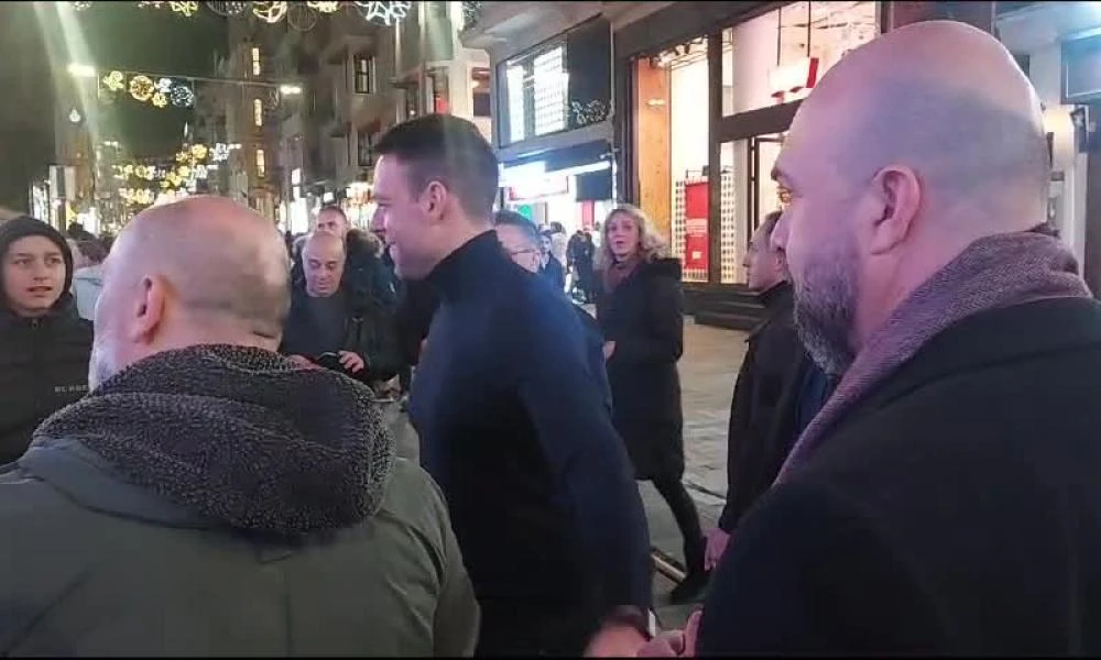 Στέφανος Κασσελάκης: Στην Κωνσταντινούπολη ο πρόεδρος του ΣΥΡΙΖΑ (Βίντεο)